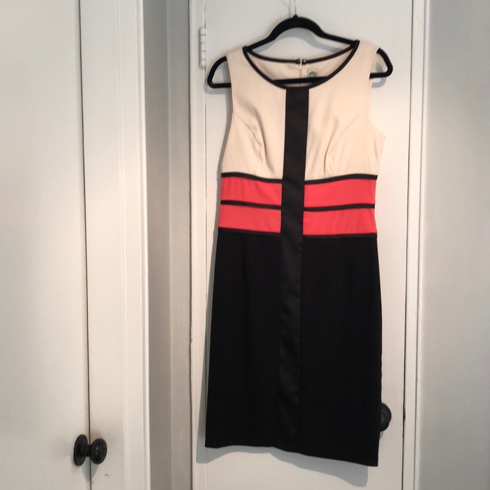 NEW Dress w/ hot pink waist accentuation